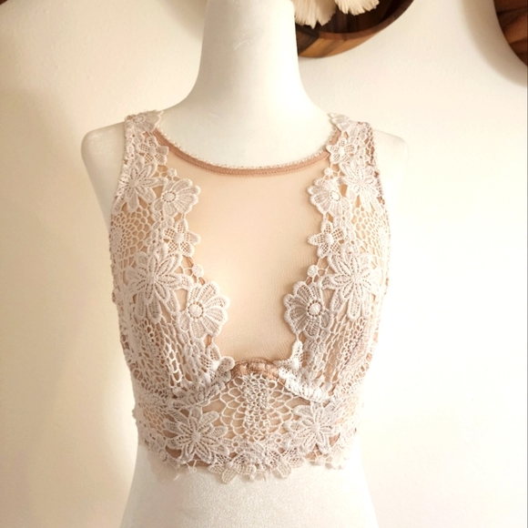 Victoria's Secret 32C Dream Angels Floral Applique Longline Bra High Neck - Picture 1 of 5